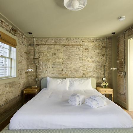 Historic B&B King Suite- Walk To King Charleston Ngoại thất bức ảnh